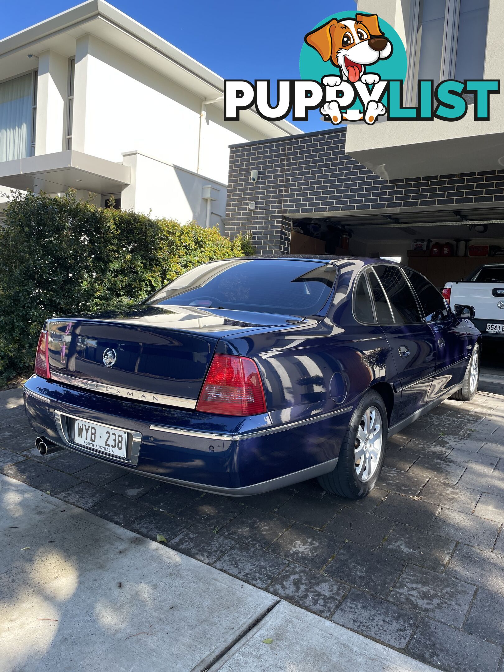 2003 Holden Statesman WK V8 Sedan Automatic