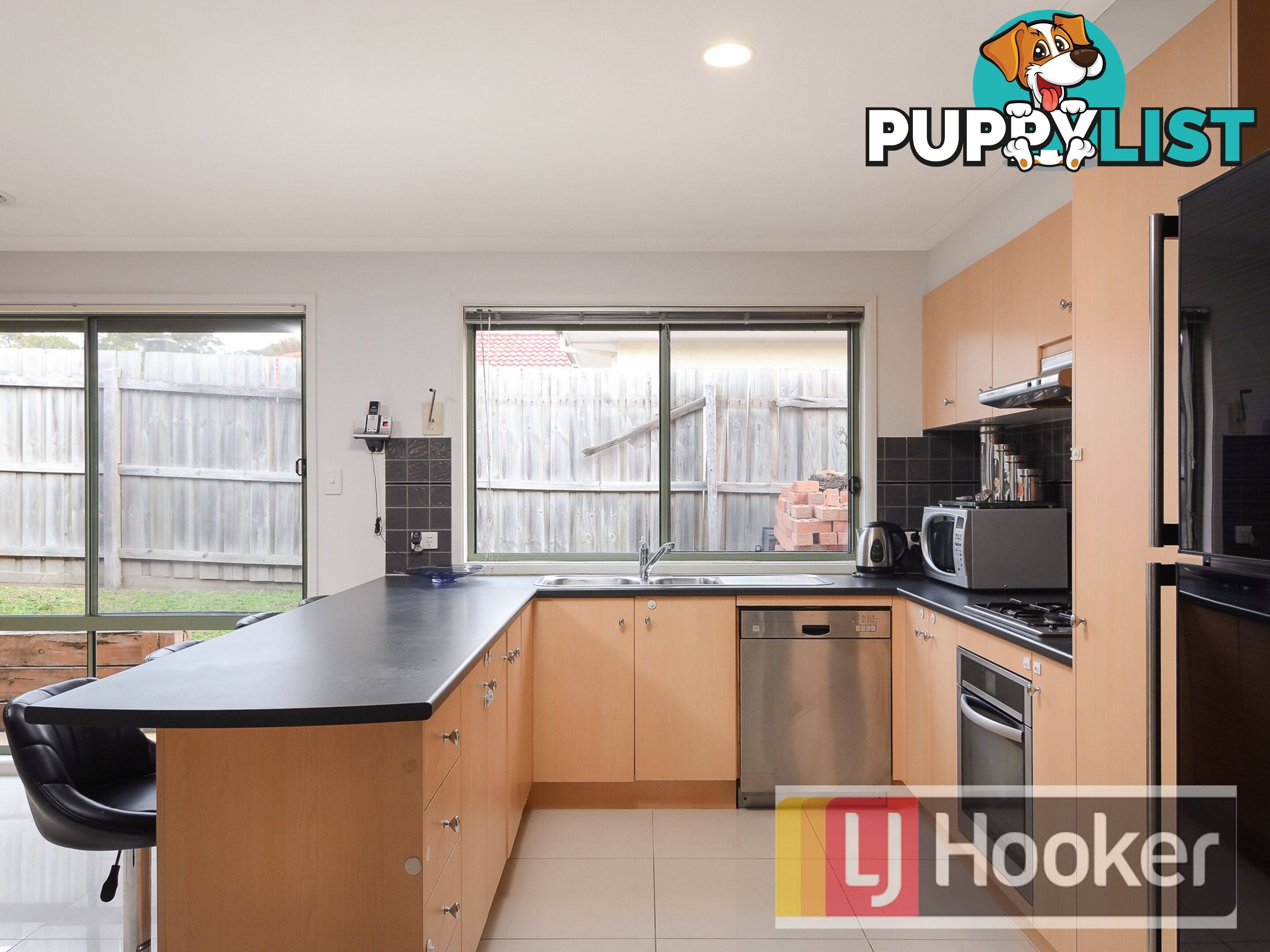 35 Eureka Crescent NARRE WARREN SOUTH VIC 3805