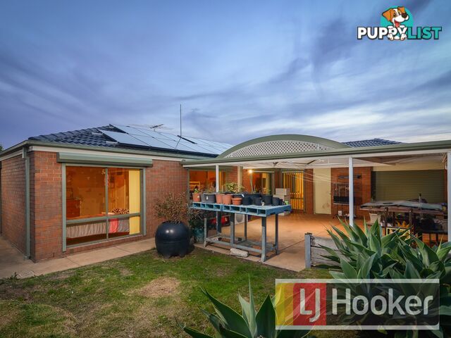 35 Eureka Crescent NARRE WARREN SOUTH VIC 3805