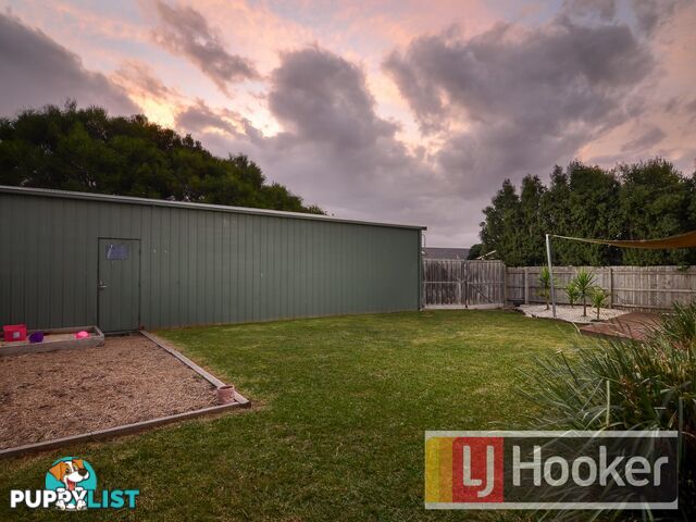 5 Colwyn Drive NARRE WARREN SOUTH VIC 3805