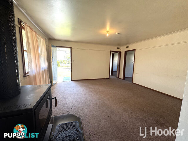 42 Gilchrist Street INVERELL NSW 2360