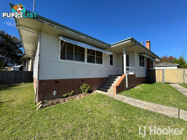42 Gilchrist Street INVERELL NSW 2360