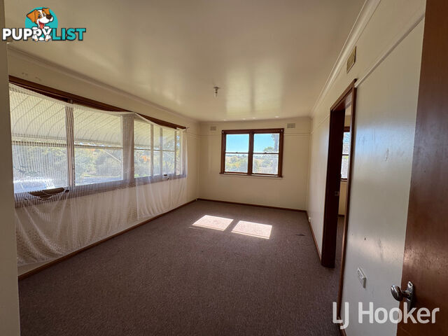 42 Gilchrist Street INVERELL NSW 2360