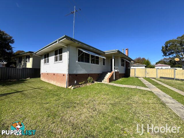 42 Gilchrist Street INVERELL NSW 2360
