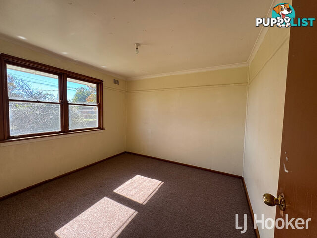42 Gilchrist Street INVERELL NSW 2360