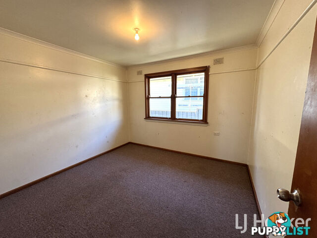 42 Gilchrist Street INVERELL NSW 2360