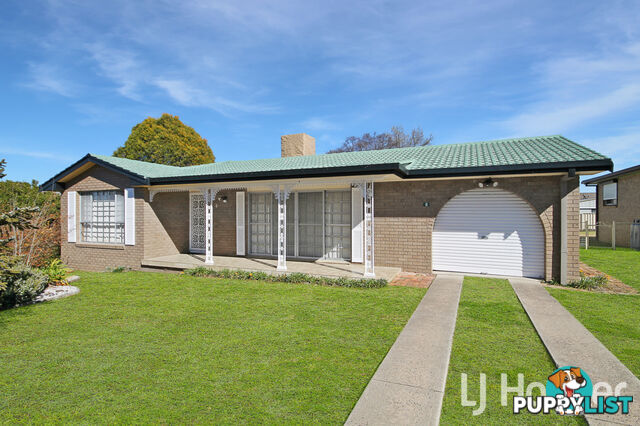 Eight Sequoia Place INVERELL NSW 2360