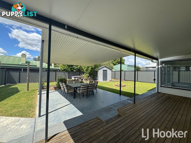 102 Lawrence Street INVERELL NSW 2360