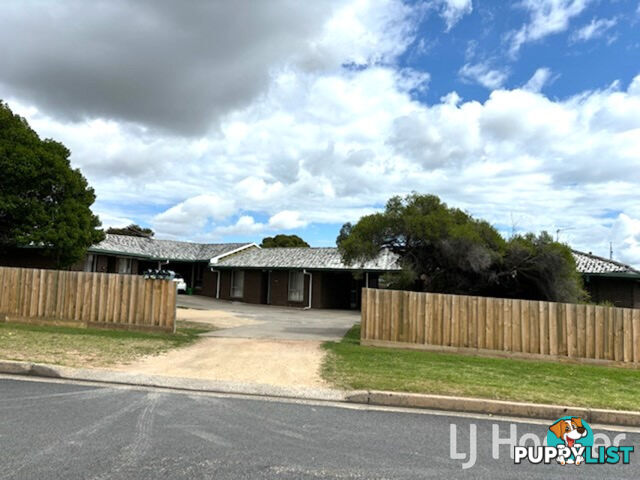 2/10 Herbert Street INVERELL NSW 2360