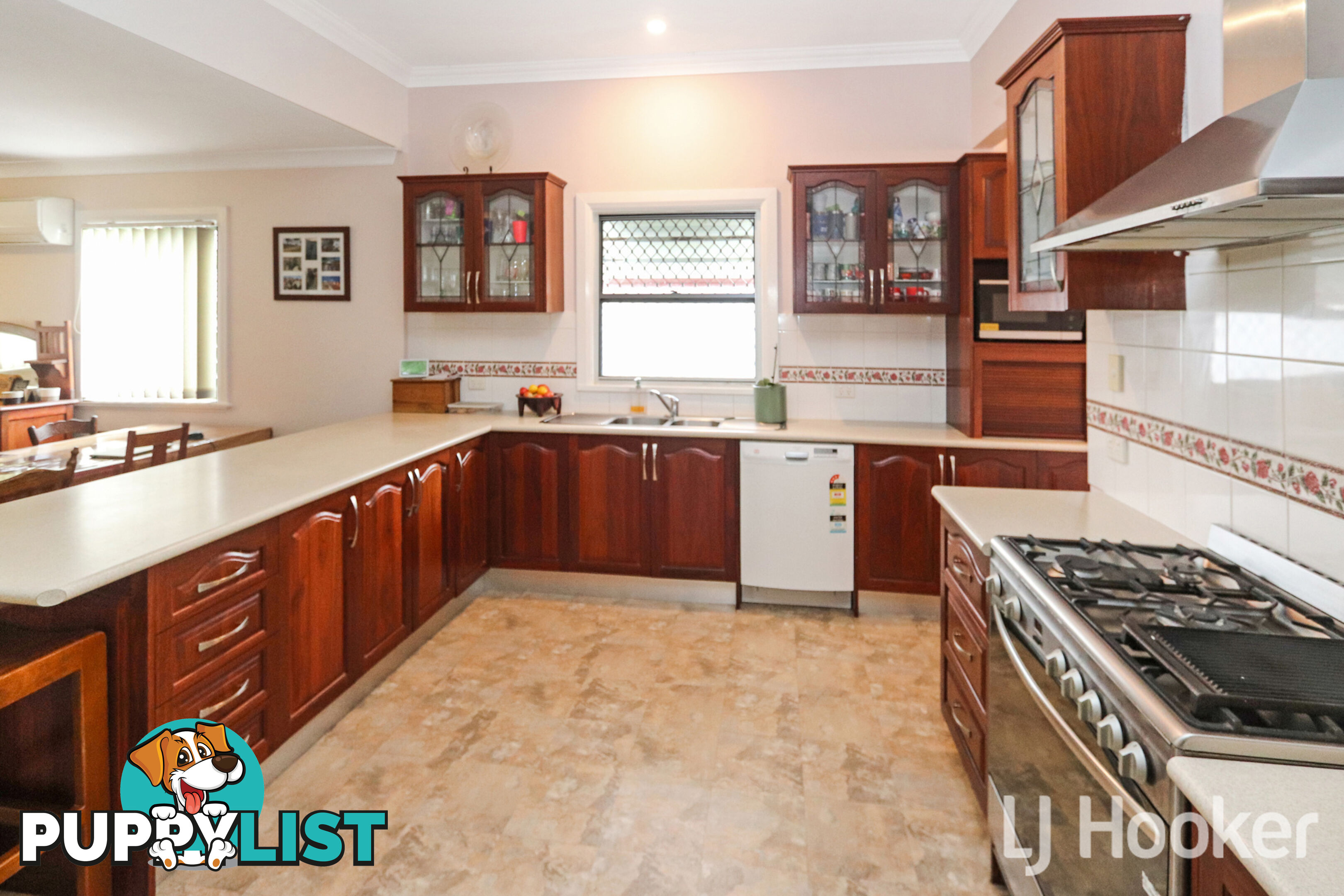 18 Rosslyn Street INVERELL NSW 2360