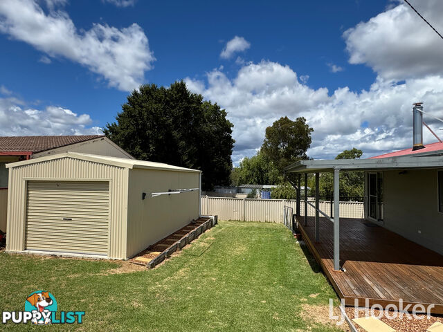 19 Moore Street INVERELL NSW 2360