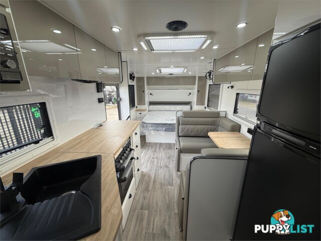 2025 SILVER VALLEY CARAVANS BUCKLAND 21'6'' DUAL AXLE SEMI OFF ROAD