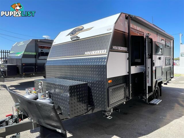 2024 RP CARAVAN MINI CRUZER 18'6 2 BUNKS CARAVAN FULL OFF ROAD FULL OFF ROAD SINGLE AXLE