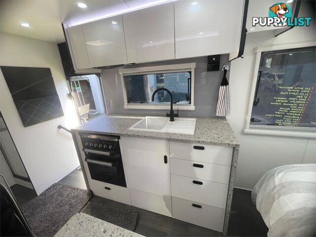 2025 LEGION CARAVANS WARRIOR 18'6'' FULL OFF ROAD DUEL AXLE