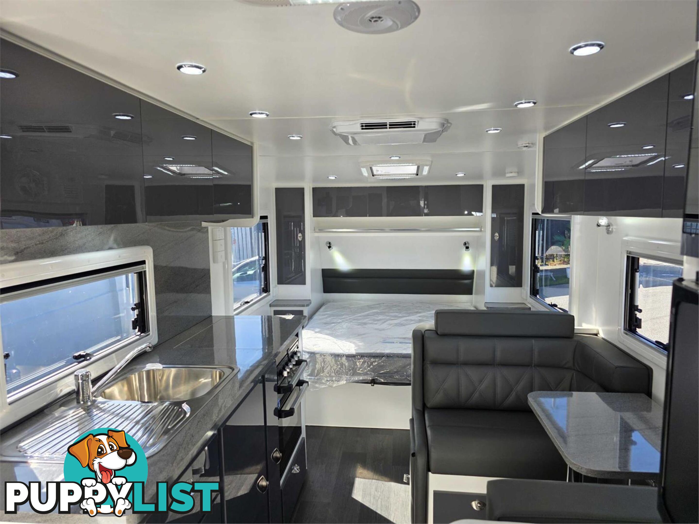 2025 SILVER VALLEY YARRA 19'6 TANDEM AXLE TOURER