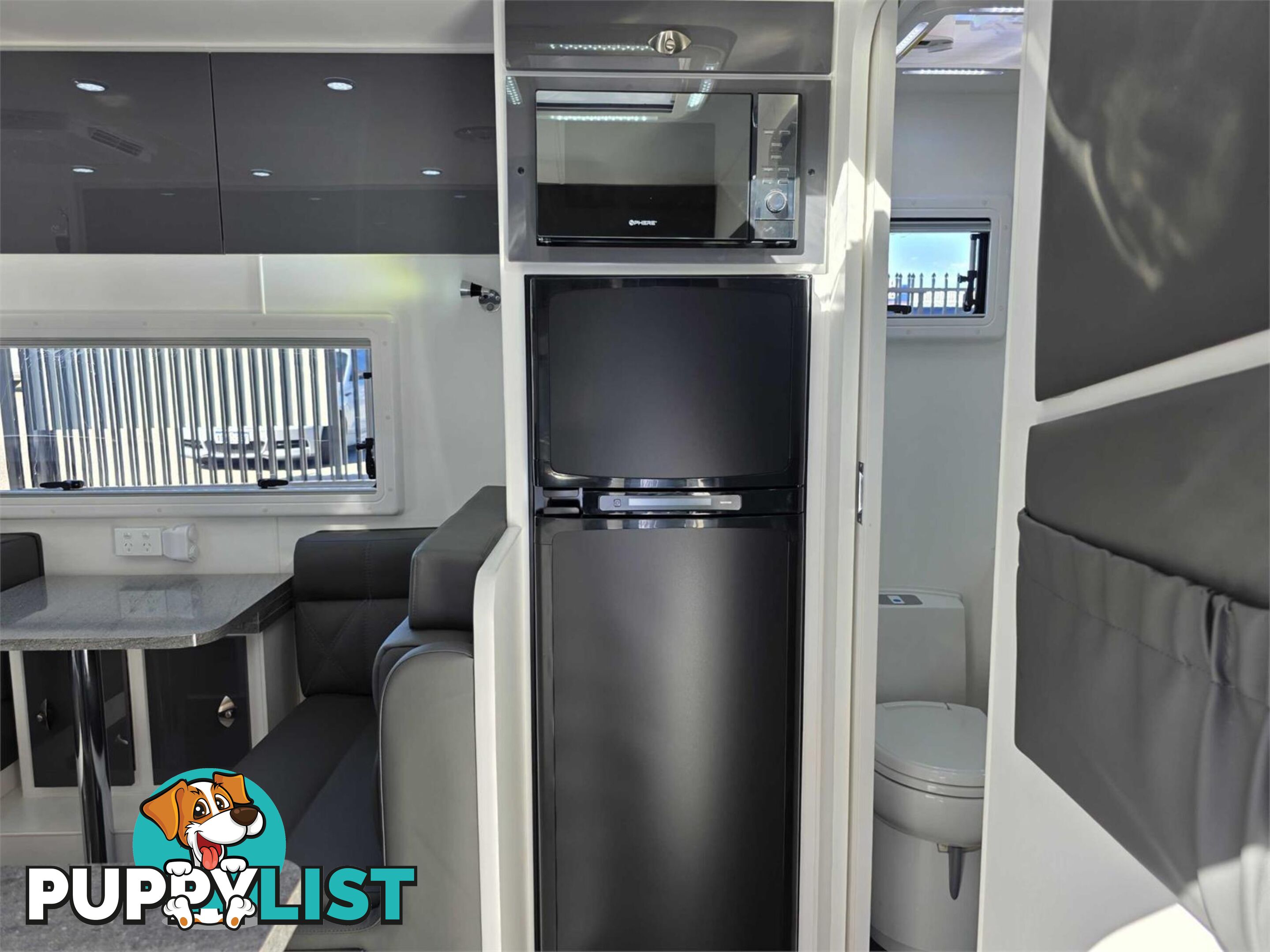 2025 SILVER VALLEY YARRA 19'6 TANDEM AXLE TOURER