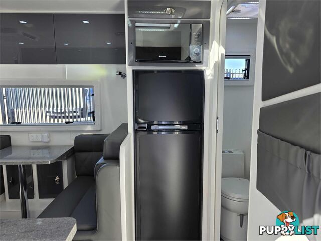 2025 SILVER VALLEY YARRA 19'6 TANDEM AXLE TOURER