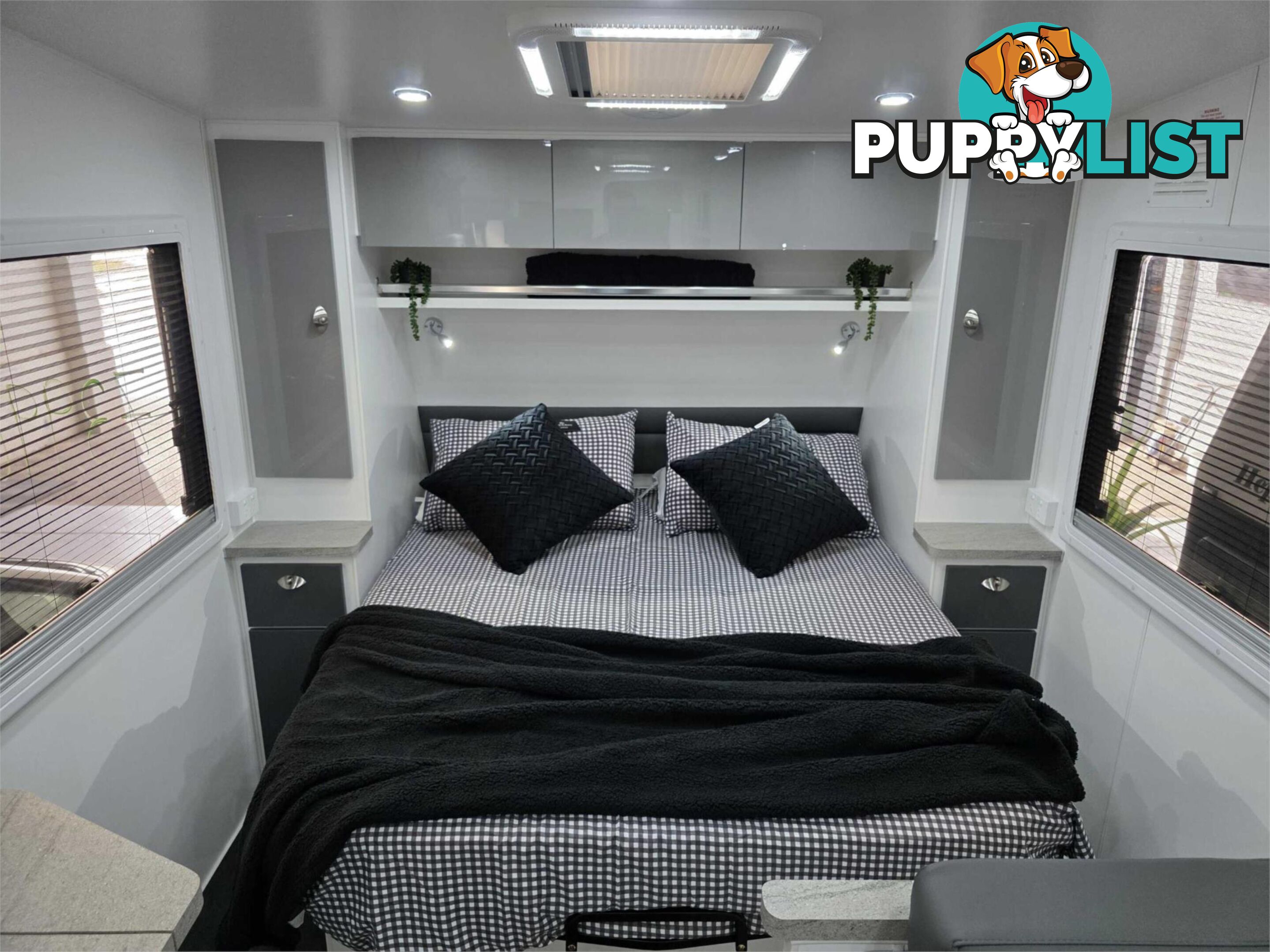 2025 SILVER VALLEY CARAVANS BAROSSA 20'6'' TANDEM AXLE TOURER