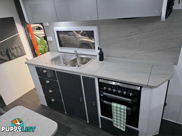 2025 SILVER VALLEY CARAVANS BAROSSA 20'6'' TANDEM AXLE TOURER