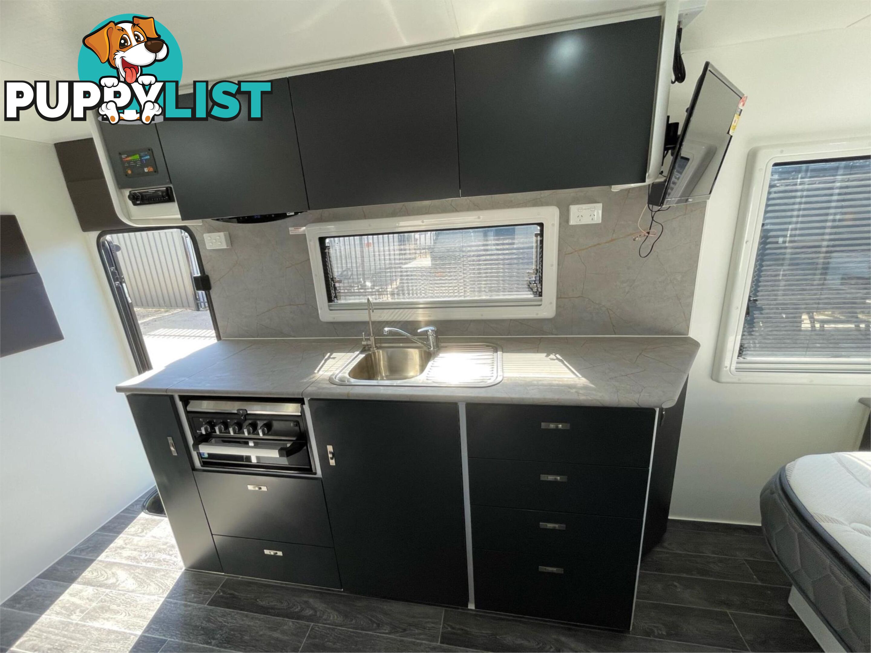 2024 RP CARAVANS 19'6'' CAMPER FULL OFF ROAD DUAL AXLE
