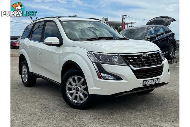 2019 MAHINDRA XUV500 W10  WAGON