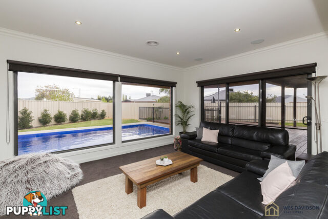 4 Atkins Court HORSHAM VIC 3400