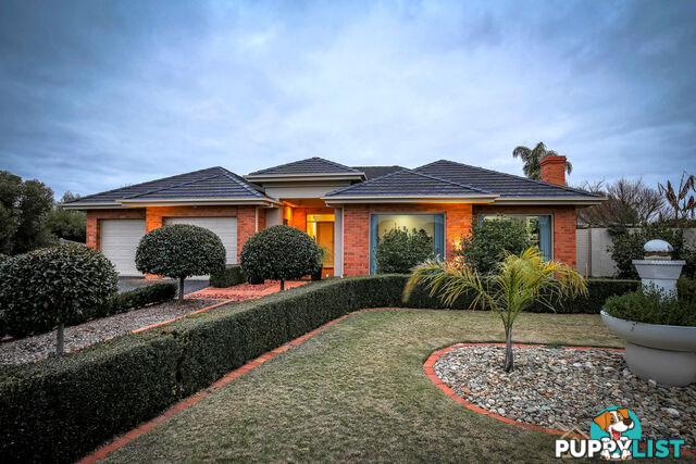 27 MacKenzie Court HORSHAM VIC 3400