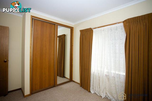 5 De Castella Drive HORSHAM VIC 3400