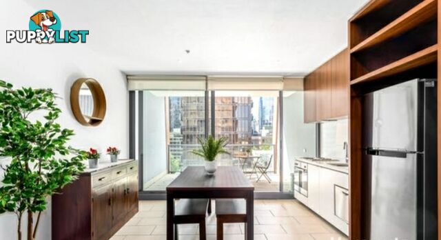FULLY FURNISHED ONE BEDROOM CITY PAD