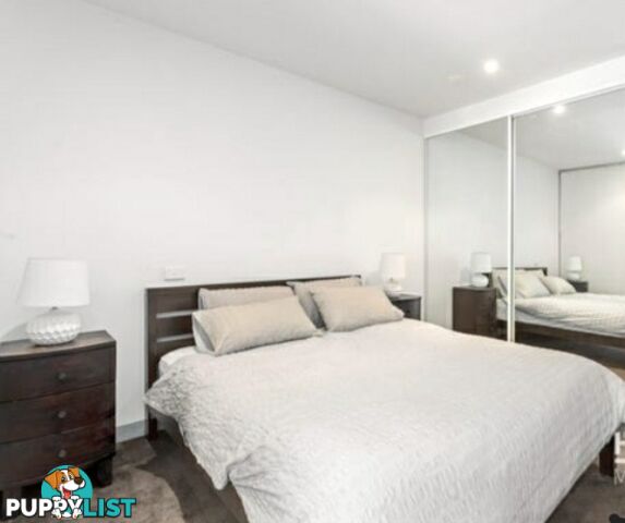 FULLY FURNISHED ONE BEDROOM CITY PAD