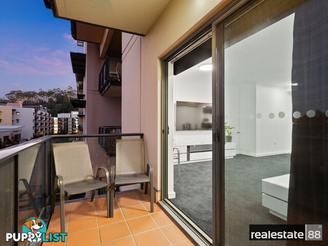 52/118 Mounts Bay Road PERTH WA 6000