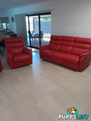 Leather Lounge for Sale