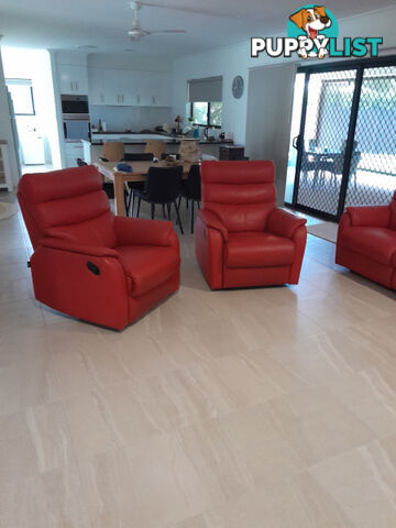 Leather Lounge for Sale