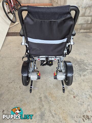 Electric wheelchair