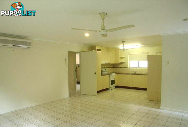 141 Railway Parade Glass House Mountains QLD 4518