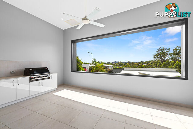 2 1 Northview Place Woombye QLD 4559