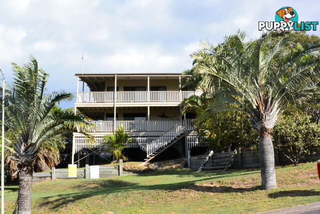 44 Cumming Parade POINT LOOKOUT QLD 4183