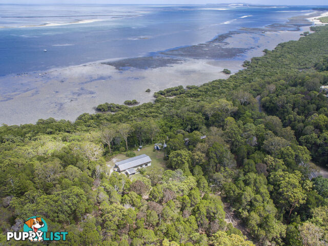 197 Dickson Way NORTH STRADBROKE ISLAND QLD 4183