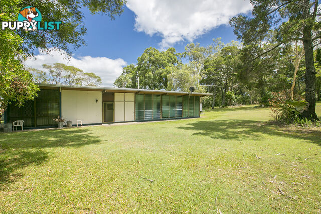 197 Dickson Way NORTH STRADBROKE ISLAND QLD 4183