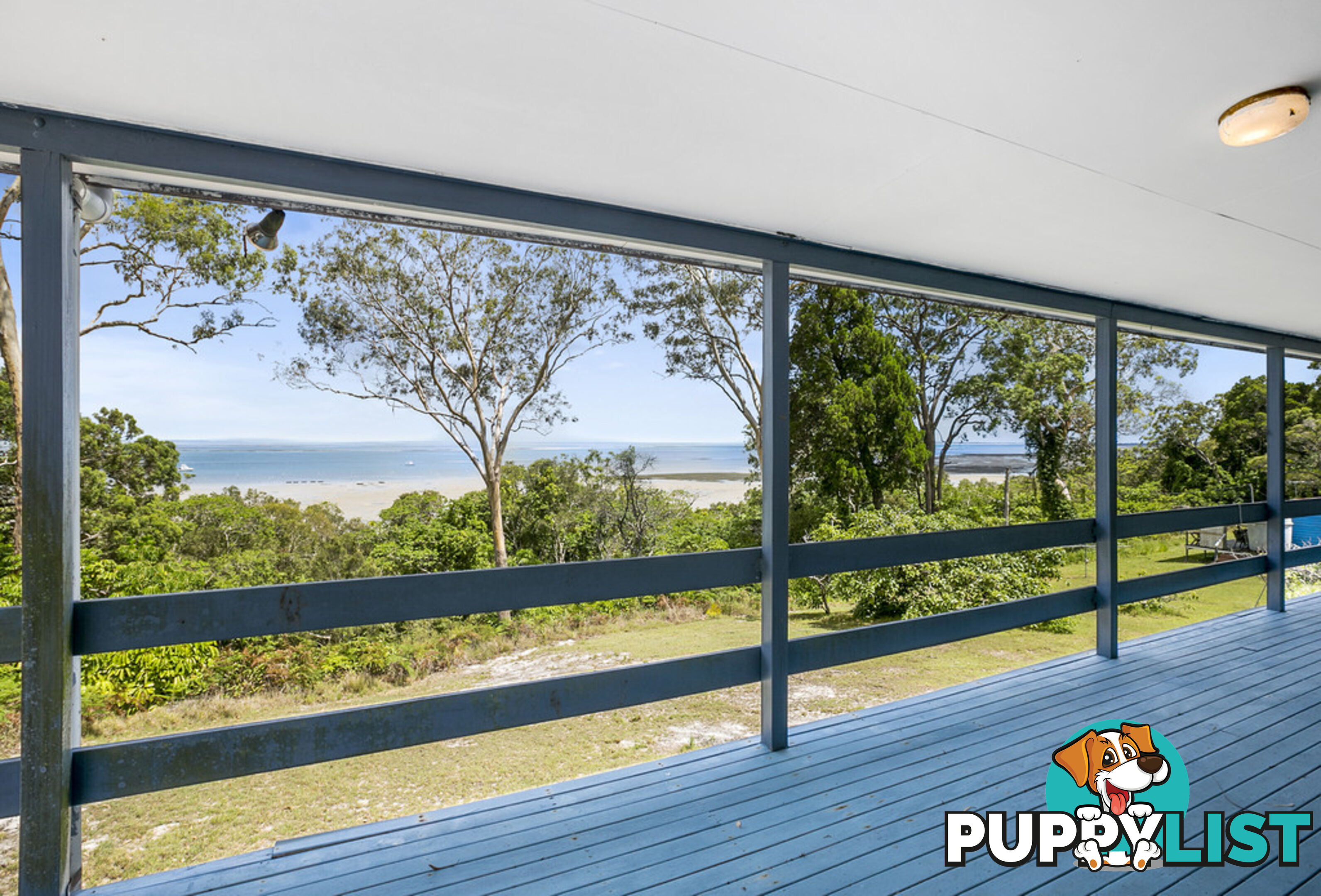 197 Dickson Way NORTH STRADBROKE ISLAND QLD 4183