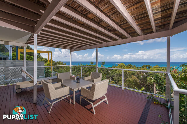 43 Tramican Street POINT LOOKOUT QLD 4183