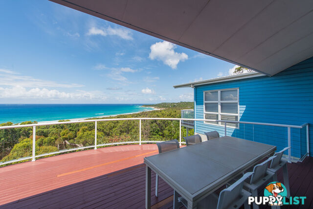 43 Tramican Street POINT LOOKOUT QLD 4183