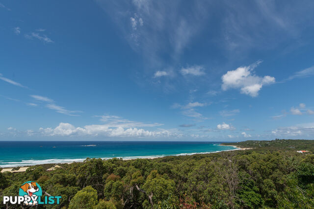 43 Tramican Street POINT LOOKOUT QLD 4183