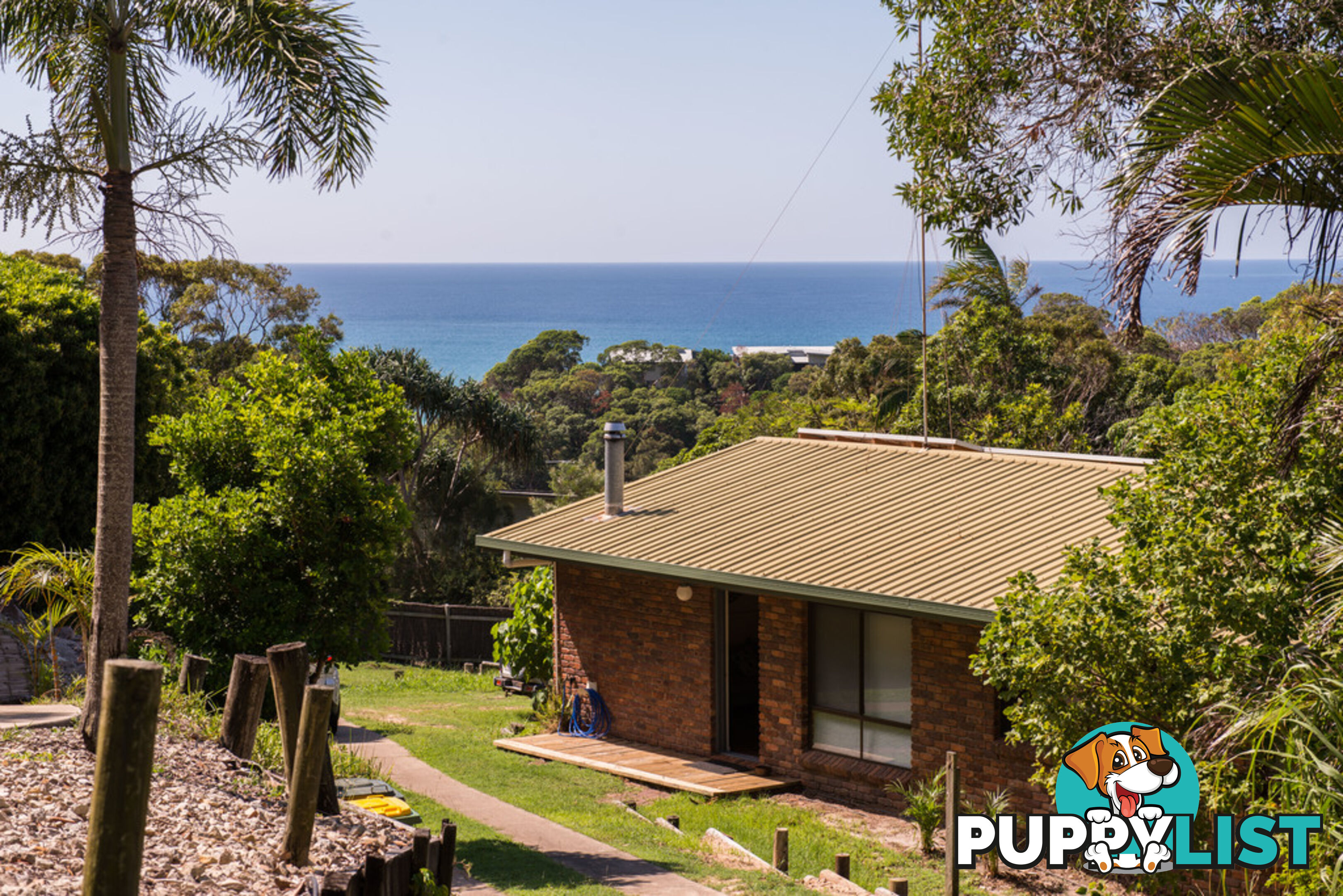 43 Cumming Parade POINT LOOKOUT QLD 4183