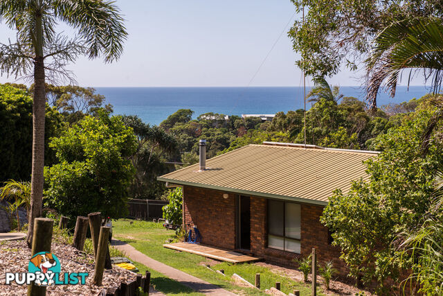 43 Cumming Parade POINT LOOKOUT QLD 4183