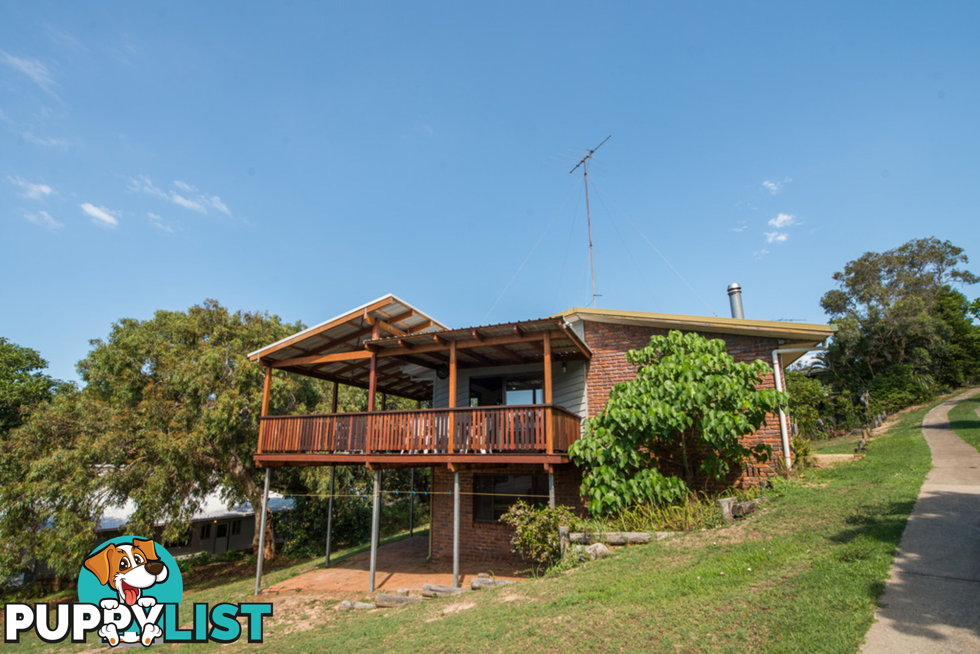 43 Cumming Parade POINT LOOKOUT QLD 4183