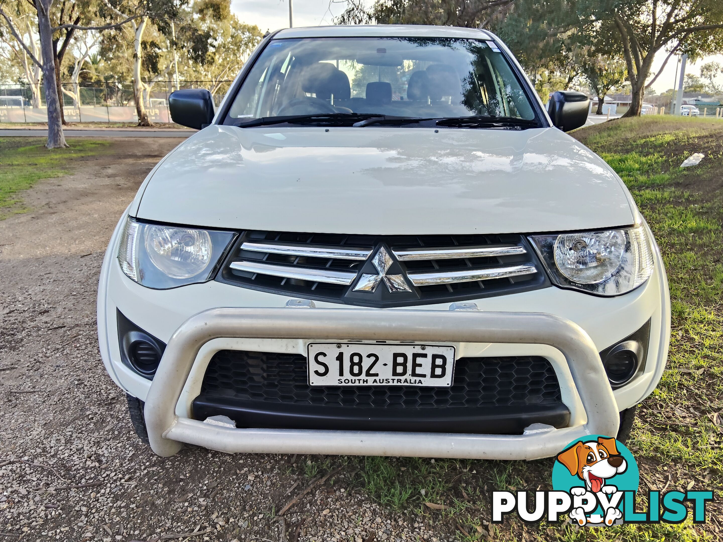 2014 Mitsubishi Triton  GLX 4X4 DUAL CAB TURBO DIESEL 