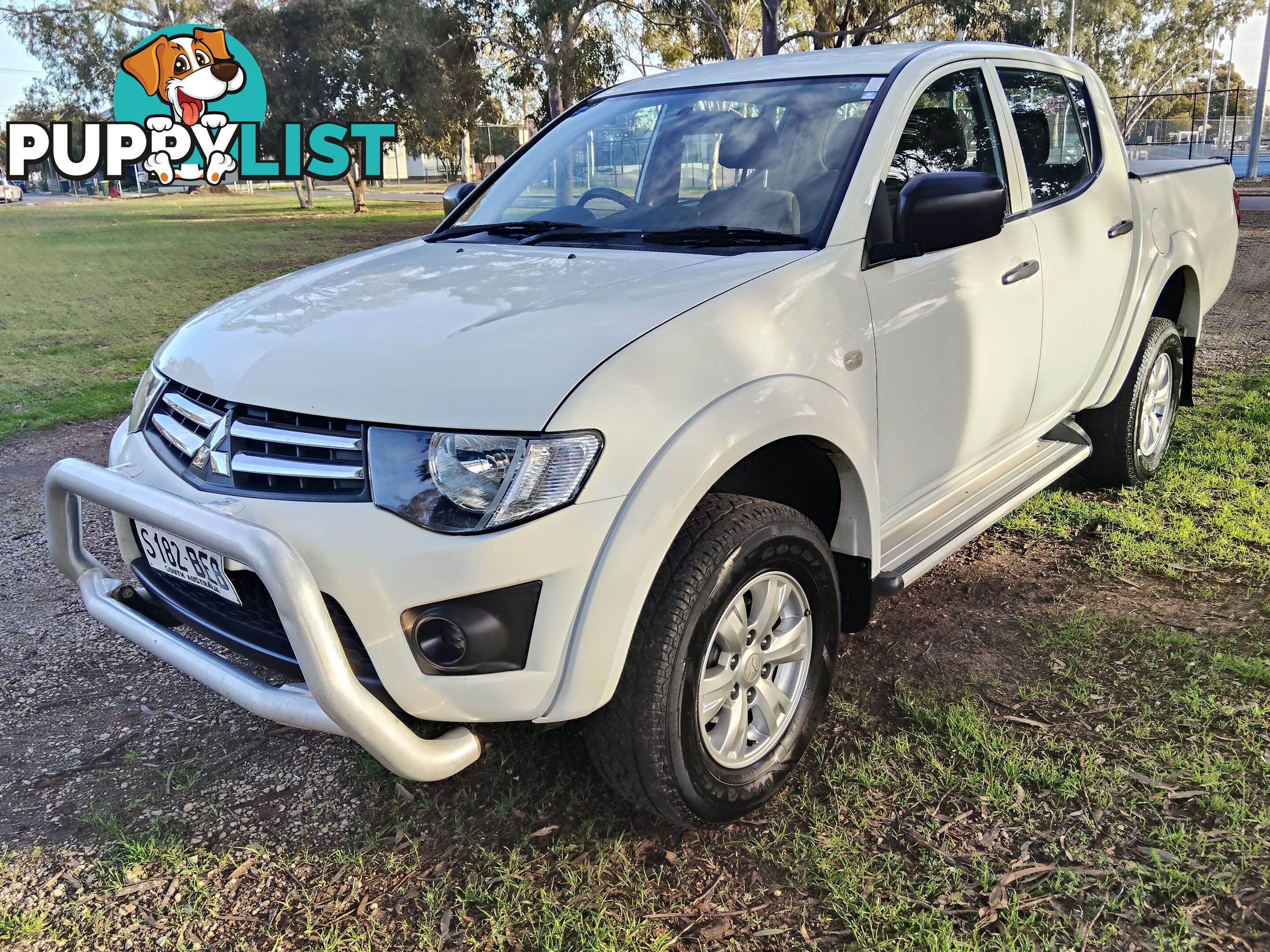 2014 Mitsubishi Triton  GLX 4X4 DUAL CAB TURBO DIESEL 