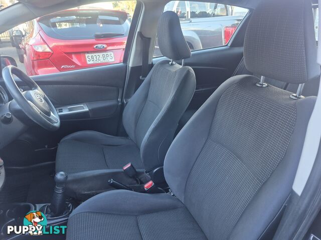 2015 Toyota Yaris ASCENT Hatchback Manual