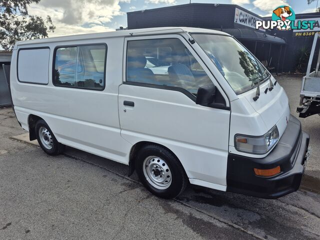 2003 Mitsubishi Express EXPRESS Van Manual